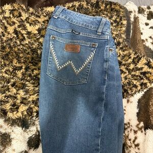 Wrangler Women's Classic Blue Straight Leg Jeans